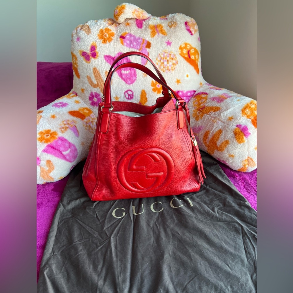 Authentic ❤️ Gucci Soho “GG” shoulder handbag